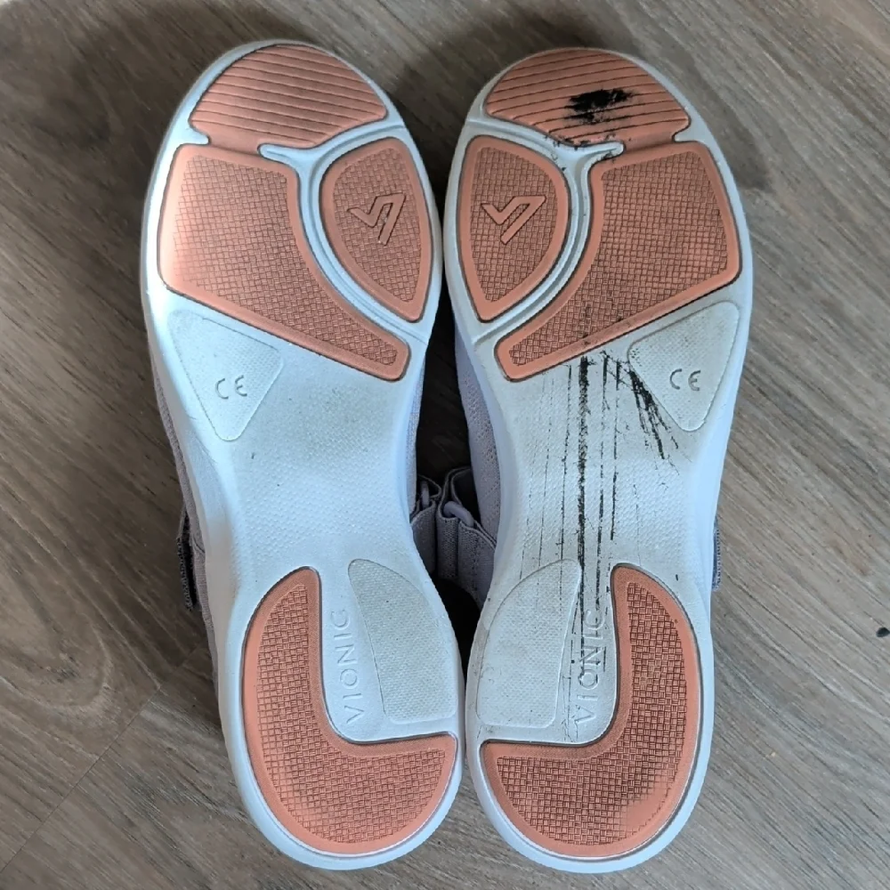Vionic Women's Jessica Mary Jane Sneaker in a Lavender with Orange Specks.